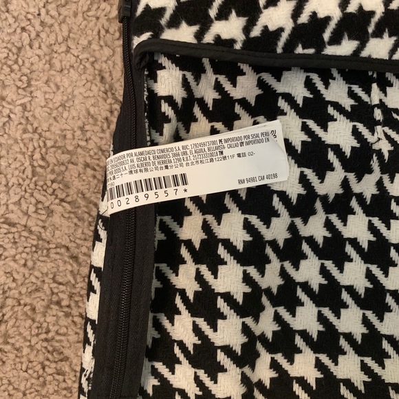 Plus Size Short - Picture 8 of 12